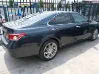 car Right Back
