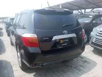 car Right Back