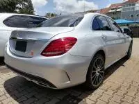 car Right Back