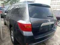 car Right Back
