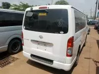car Right Back
