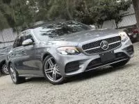 car Right Back