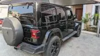 car Right Back