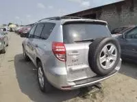 car Right Back
