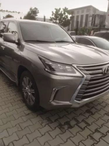 Lexus LX 570