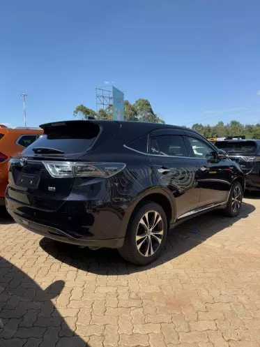 Toyota Harrier hybrid