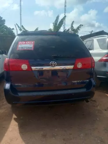 Toyota Sienna