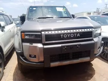 Toyota Landcruiser Prado