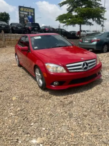 Mercedes-Benz C 300