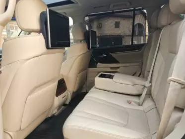Lexus LX 570