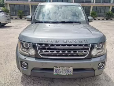 Land Rover LR 4