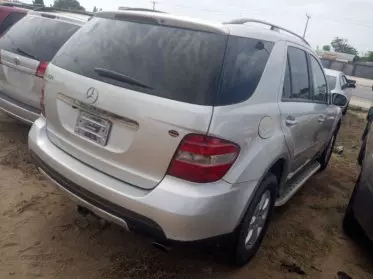Mercedes-Benz ML 350