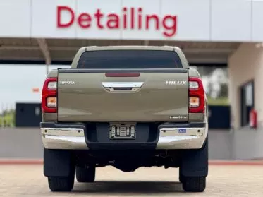 Toyota Hilux 