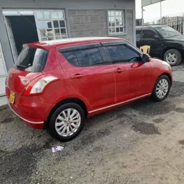 SUZUKI swift