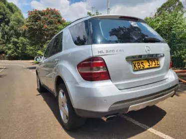 Mercedes-Benz ML 320