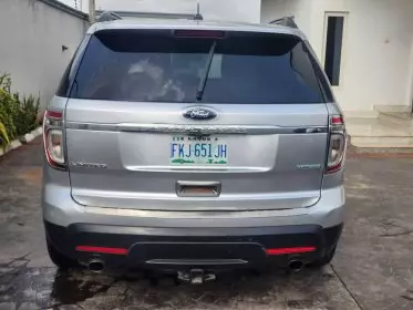 Ford Explorer