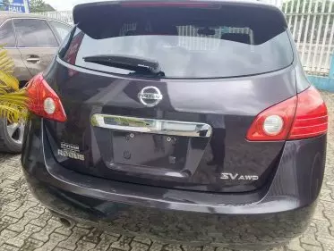 Nissan Rogue