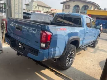 Toyota Tacoma