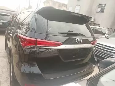Toyota Fortuner