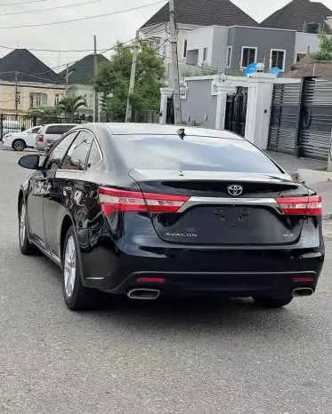 Toyota Avalon