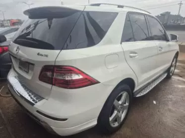 Mercedes-Benz ML 350