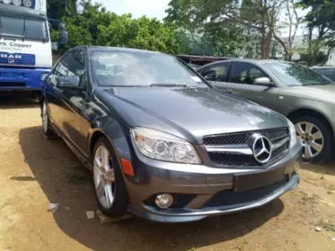 Mercedes-Benz C 300