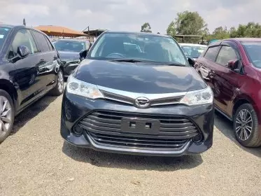 Toyota Fielder 