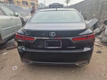 Lexus LS 500