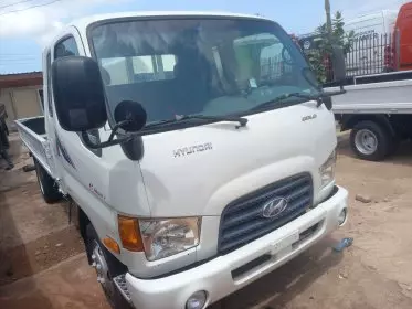 Hyundai Mighty