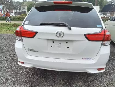 Toyota Fielder