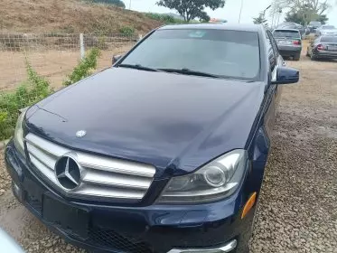 Mercedes-Benz C 350
