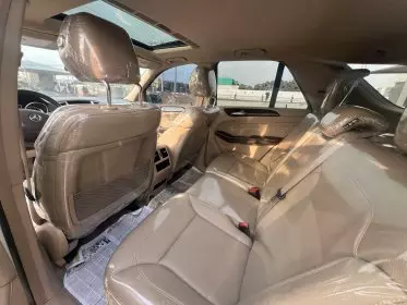 Mercedes-Benz ML 350