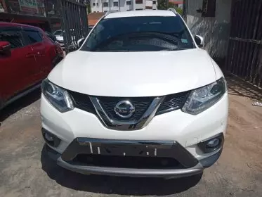 Nissan x-trail hybrid