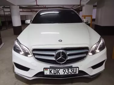Mercedes-Benz E 300