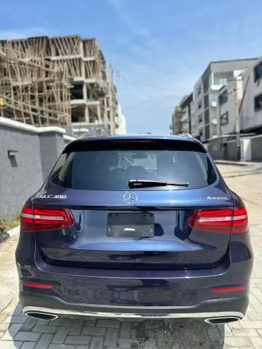 Mercedes-Benz GLC 300