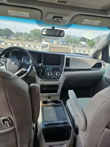 Toyota Sienna