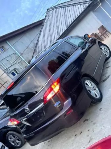 Nissan Quest