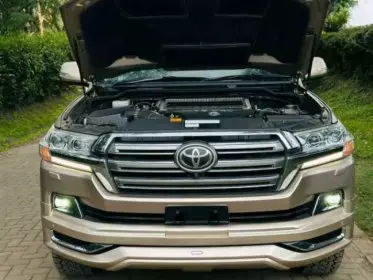 Toyota Landcruiser Sahara