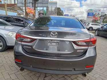 Mazda Atenza 