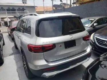 Mercedes-Benz GLB 250
