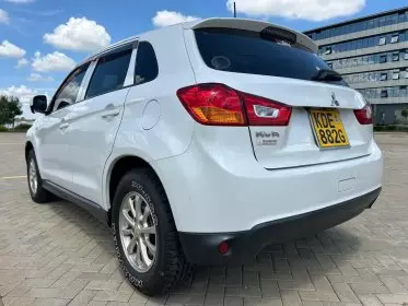 Mitsubishi RVR