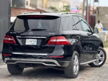 Mercedes-Benz ML 350