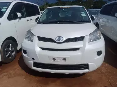 Toyota Ist