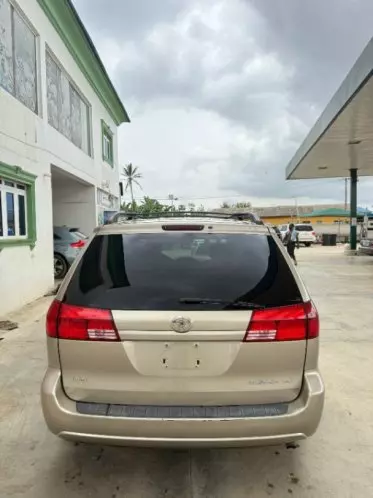 Toyota Sienna