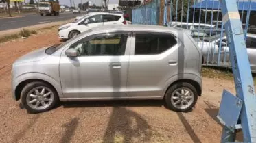 SUZUKI alto