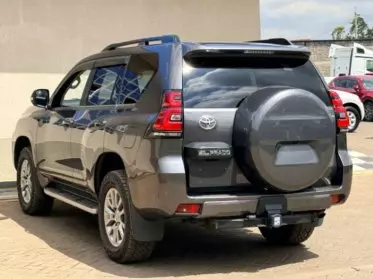 Toyota Landcruiser TZ.G