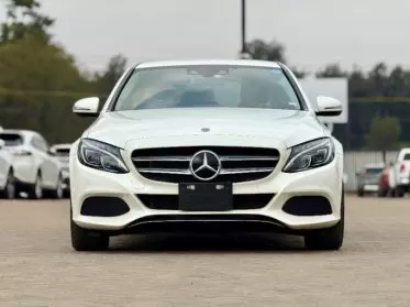 Mercedes-Benz C200