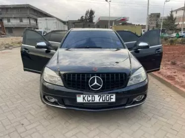 Mercedes-Benz C 200