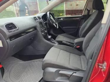 VOLKSWAGEN polo sedadan trend  ba ess
