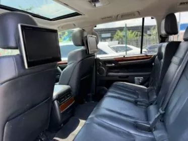 Lexus LX 570